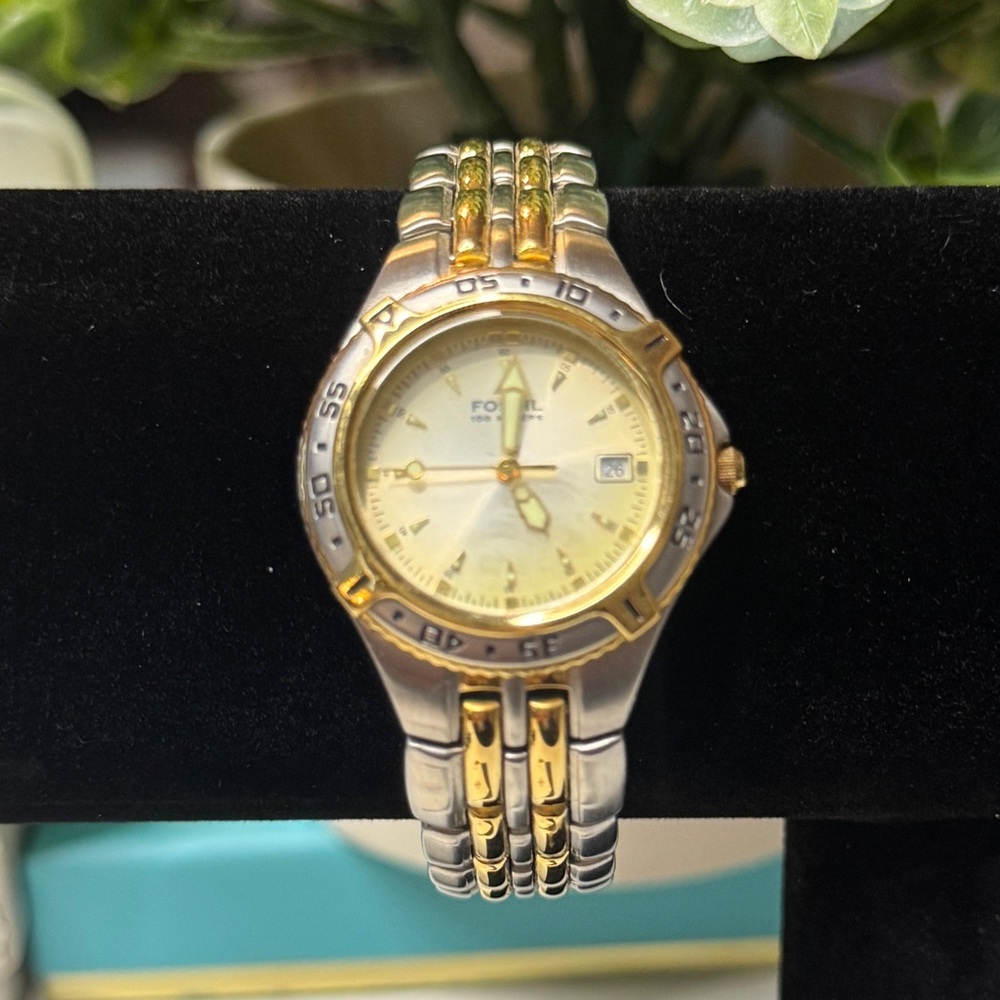 Vintage Fossil Two Tone Stainless Steel Watch Date 100M Water Resistant
